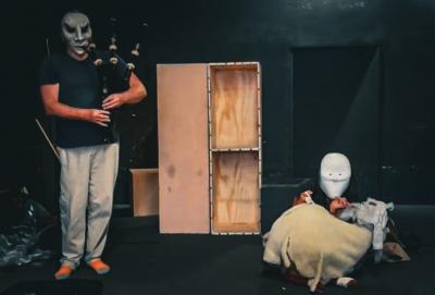 Breathhood by Topi Dalmata (Italy) & Theatre Ash (France)